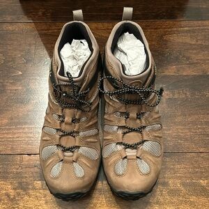 Men’s Merrell Chameleon Hiking Shoes Size 11 - Excellent Used Condition